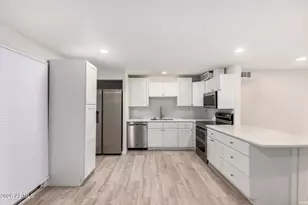 3478 E Sharon Dr, Phoenix, AZ 85032 - Photo 9