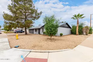 3478 E Sharon Dr, Phoenix, AZ 85032 - Photo 3
