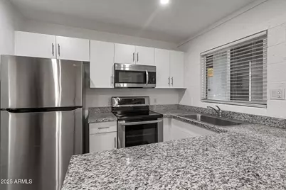 622 N 9th Avenue #101, Phoenix, AZ 85007 - Photo 9