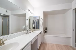 1910 E Sunburst Ln, Tempe, AZ 85284 - Photo 19