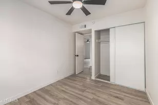 2437 E Tracy Ln, Phoenix, AZ 85032 - Photo 11