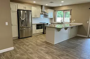 515 E Sack Dr, Phoenix, AZ 85024 - Photo 3