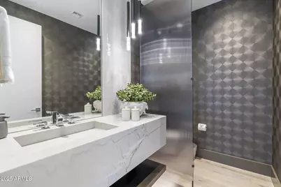 6913 N Joshua Tree Court, Paradise Valley, AZ 85253 - Photo 21