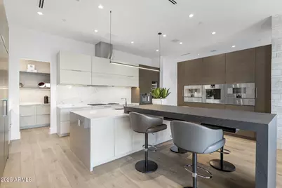 6913 N Joshua Tree Court, Paradise Valley, AZ 85253 - Photo 13