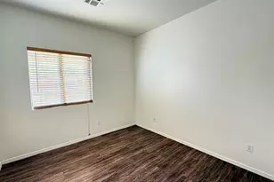 2697 E Waterview Ct, Chandler, AZ 85249 - Photo 17