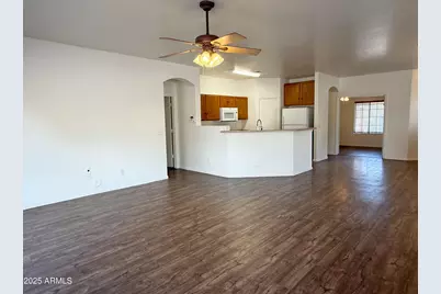 2697 E Waterview Court, Chandler, AZ 85249 - Photo 5