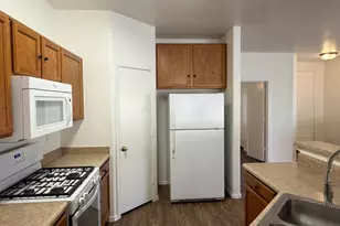 2697 E Waterview Ct, Chandler, AZ 85249 - Photo 9