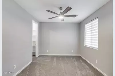 17635 W Red Fox Road W, Surprise, AZ 85387 - Photo 13