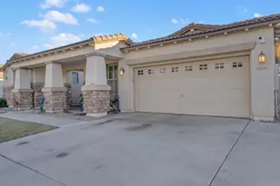 21871 E Cherrywood Dr, Queen Creek, AZ 85142 - Photo 7