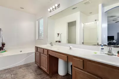 6572 S 258th Drive, Buckeye, AZ 85326 - Photo 7