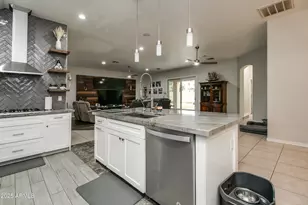 14539 W Hillside St, Goodyear, AZ 85395 - Photo 11