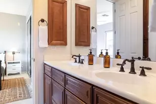 22220 N 36th St, Phoenix, AZ 85050 - Photo 31