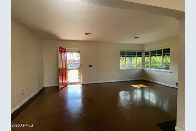 538 W Holly Street W, Phoenix, AZ 85003 - Photo 3