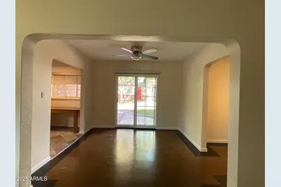 538 W Holly Street W, Phoenix, AZ 85003 - Photo 9