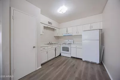 2352 E Broadway Road #A, Mesa, AZ 85204 - Photo 3