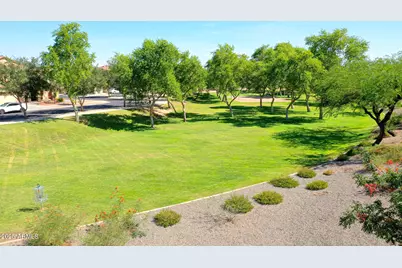 17648 W Voltaire Street, Surprise, AZ 85388 - Photo 47