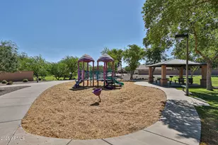 17648 W Voltaire St, Surprise, AZ 85388 - Photo 49