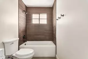 3441 N 21st Ave, Phoenix, AZ 85015 - Photo 11