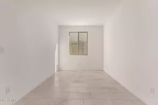 30154 W Palo Brea Way, Buckeye, AZ 85396 - Photo 9