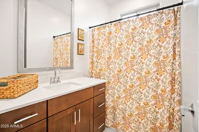 17122 W Artemisa Avenue, Surprise, AZ 85387 - Photo 11