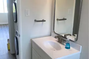 353 E Thomas Rd, Phoenix, AZ 85012 - Photo 11