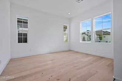 17568 W Crawfordsville Drive, Surprise, AZ 85388 - Photo 31