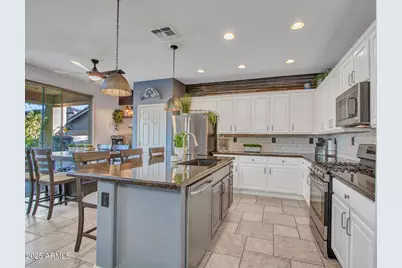 39519 N Rolling Green Court, Anthem, AZ 85086 - Photo 15