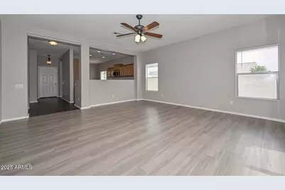 17149 W Saguaro Lane, Surprise, AZ 85388 - Photo 31