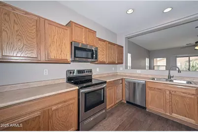 17149 W Saguaro Lane, Surprise, AZ 85388 - Photo 27