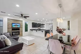 12600 W Rosewood Ln, Peoria, AZ 85383 - Photo 15