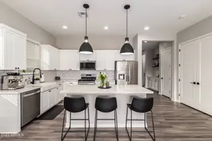 10151 E Thunderbolt Ave, Mesa, AZ 85212 - Photo 3