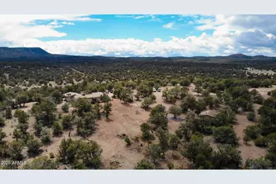 55409 N Madre Circle, Seligman, AZ 86337 - Photo 25