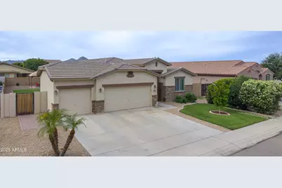 887 W Hereford Drive, San Tan Valley, AZ 85143 - Photo 13