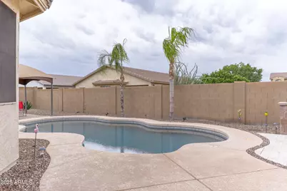 887 W Hereford Drive, San Tan Valley, AZ 85143 - Photo 9