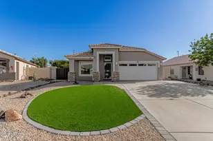 1567 N Tucana Ct, Gilbert, AZ 85234 - Photo 1