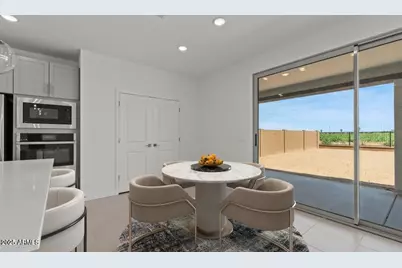 8018 W Griswold Road, Peoria, AZ 85345 - Photo 7