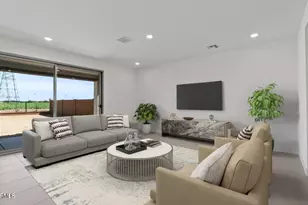 8018 W Griswold Rd, Peoria, AZ 85345 - Photo 9