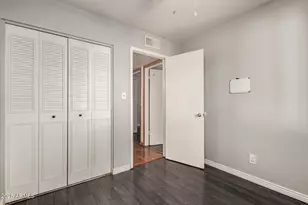 2402 W Poinsettia Dr, Phoenix, AZ 85029 - Photo 27