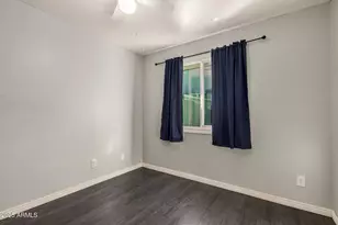 2402 W Poinsettia Dr, Phoenix, AZ 85029 - Photo 23