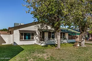 2402 W Poinsettia Dr, Phoenix, AZ 85029 - Photo 39