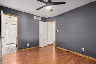 2402 W Poinsettia Dr, Phoenix, AZ 85029 - Photo 19