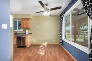 2402 W Poinsettia Dr, Phoenix, AZ 85029 - Photo 15