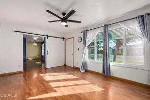 2402 W Poinsettia Dr, Phoenix, AZ 85029 - Photo 3