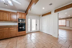 11851 N Thunderbird Rd, Sun City, AZ 85351 - Photo 17