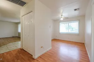 11851 N Thunderbird Rd, Sun City, AZ 85351 - Photo 19