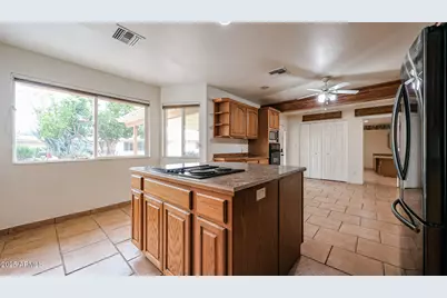 11851 N Thunderbird Road, Sun City, AZ 85351 - Photo 13