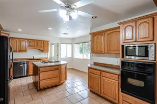 11851 N Thunderbird Rd, Sun City, AZ 85351 - Photo 11