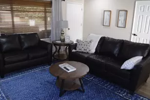 11029 W Caron Dr, Sun City, AZ 85351 - Photo 9