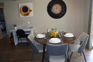 11029 W Caron Dr, Sun City, AZ 85351 - Photo 7