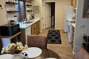 11029 W Caron Dr, Sun City, AZ 85351 - Photo 15